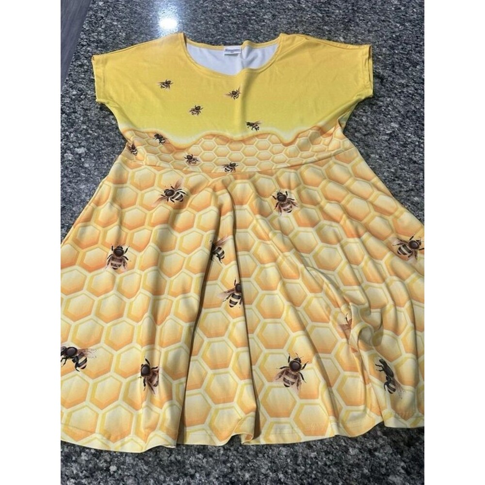 CowCow 2XL Bee Honeycomb Dress Yellow Fit & Flare Skater Novelty Print Plus